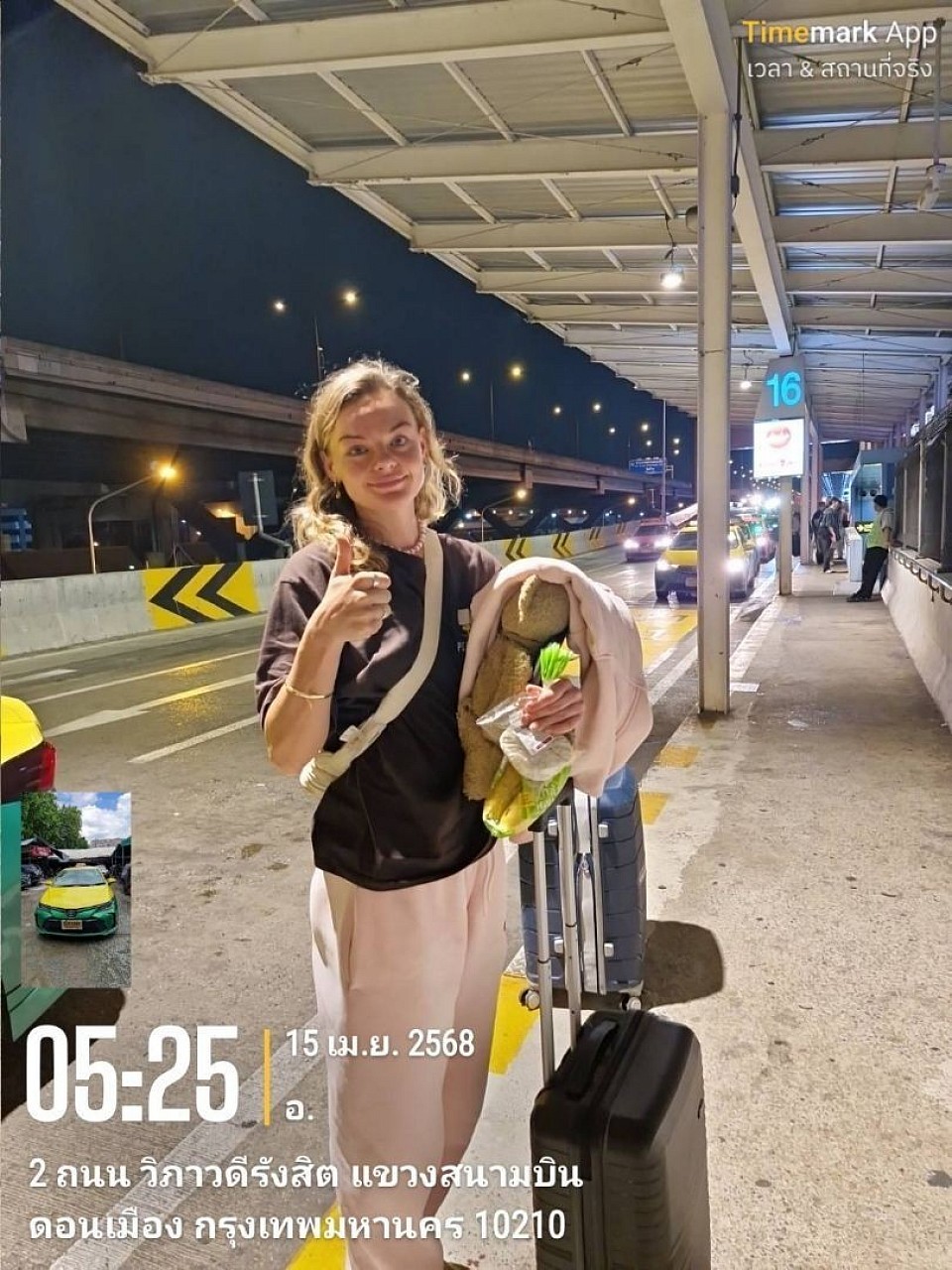 รับลูกค้าจากโรงแรมไปส่งสนามบิน