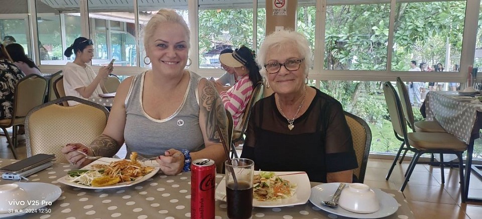 พาลูกค้าท่องเที่ยวในจังหวัดสระบุรี